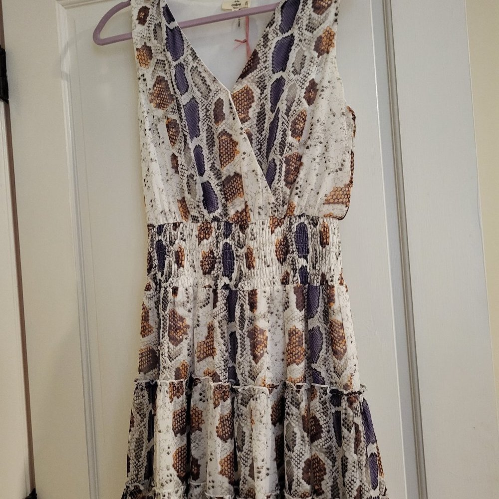NWT Entro size Small Snake Print V-neck sleeveless dress